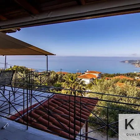 Endless View Flat In Vlachata! Apartment