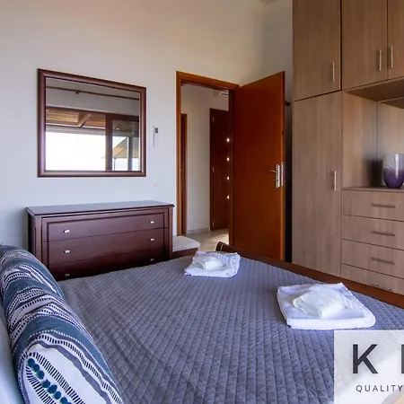 Apartment Endless View Flat In Vlachata!