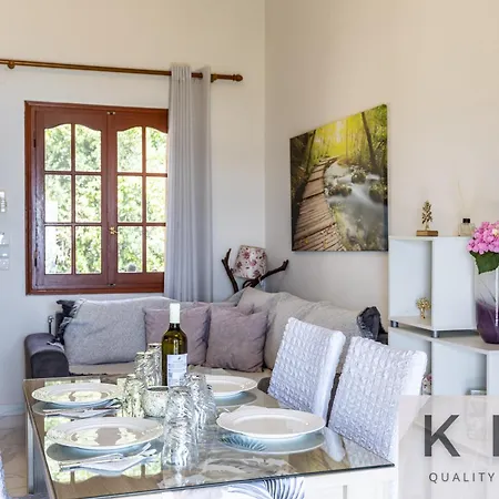 Endless View Flat In Vlachata! Vlachata