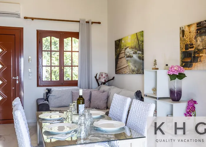 Endless View Flat In Vlachata! Vlachata